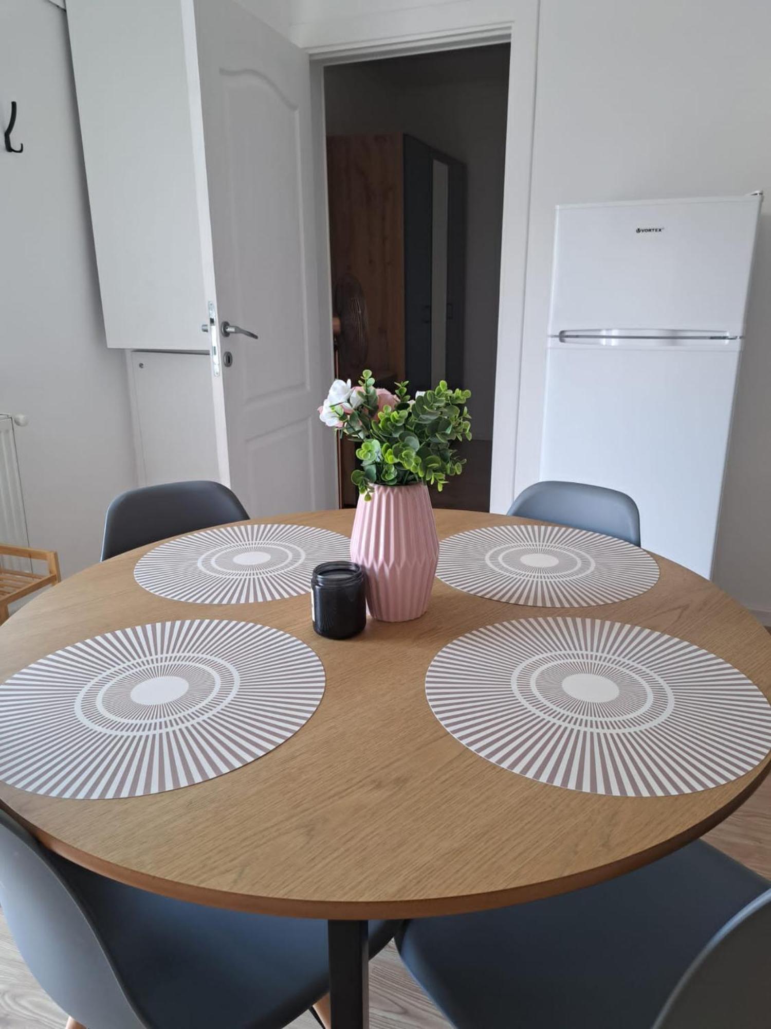 Free Garage In The Center-Delicia 4 Studio! Hermannstadt Exterior foto