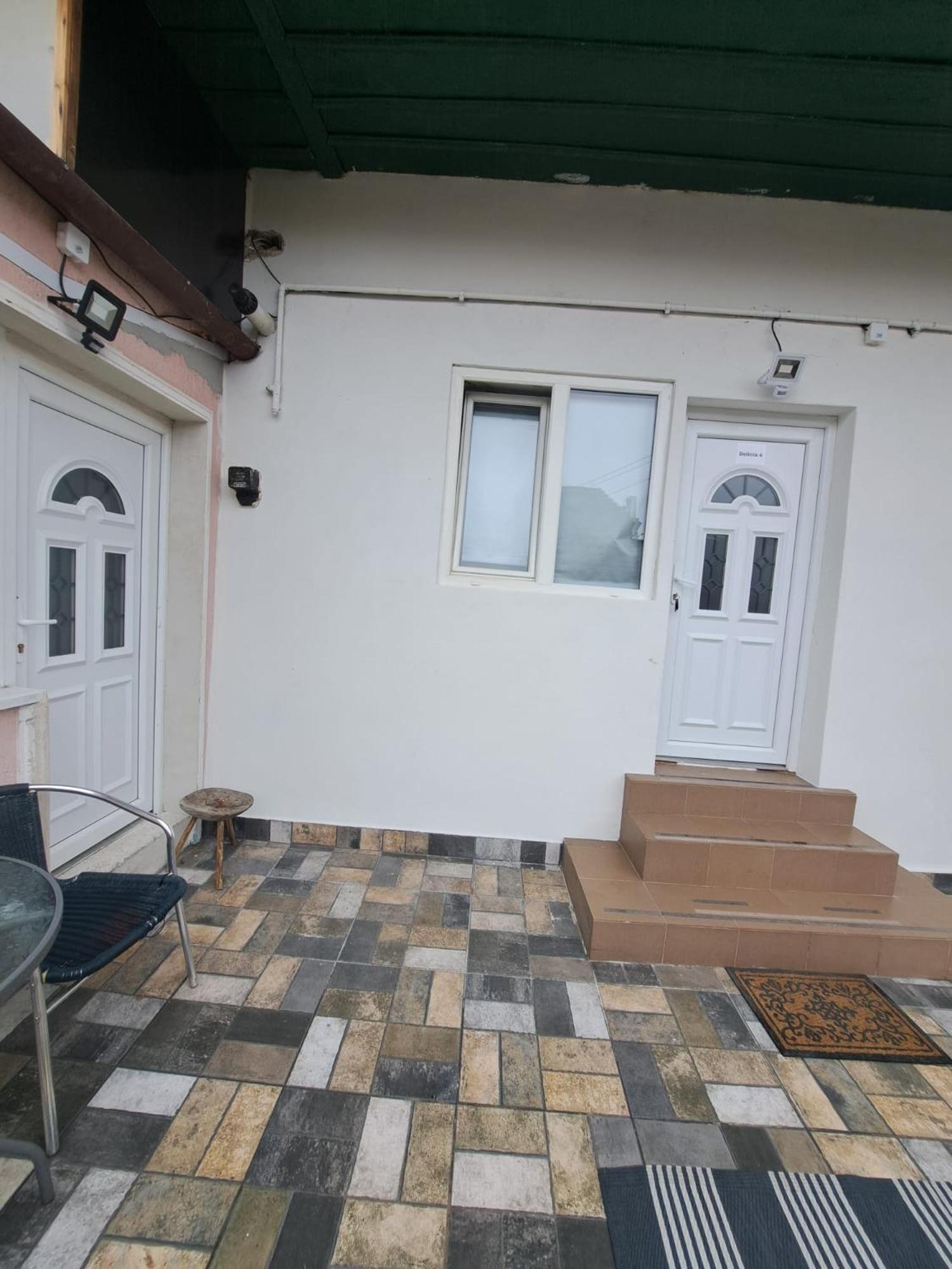 Free Garage In The Center-Delicia 4 Studio! Hermannstadt Exterior foto